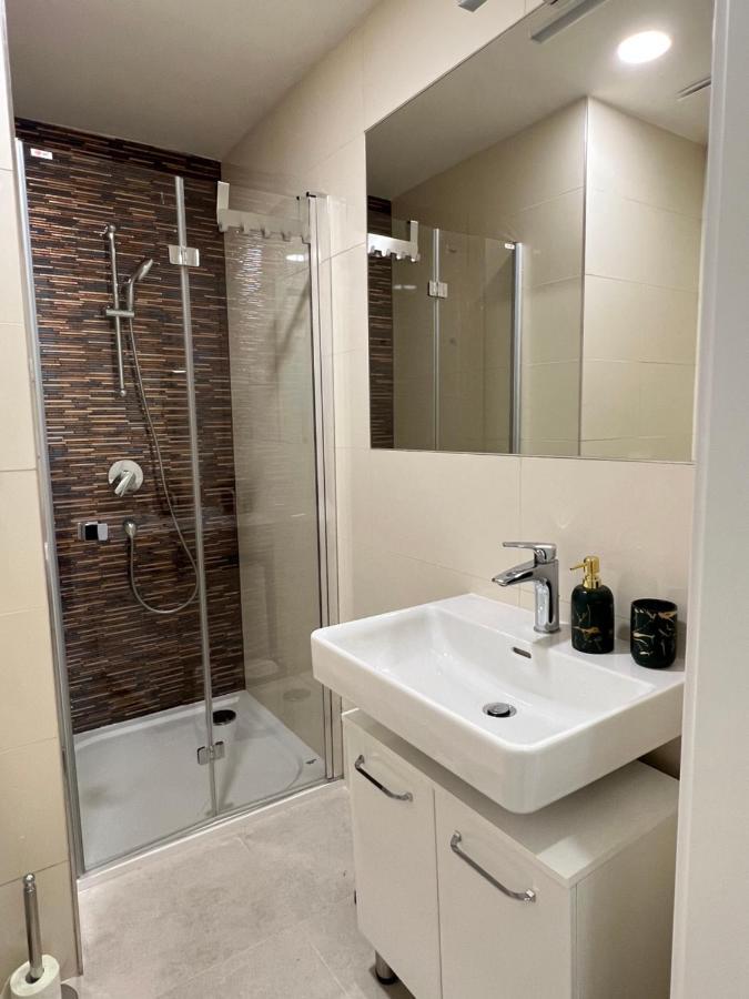 New Apartments Complex Prague Florenc 外观 照片