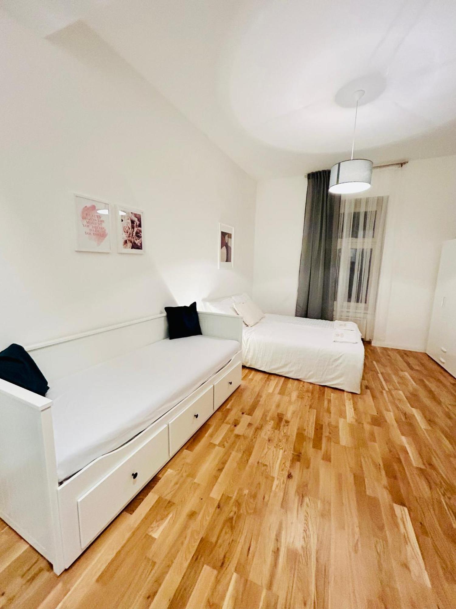 New Apartments Complex Prague Florenc 外观 照片
